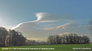 Lee-wave clouds formed to the south of the weather station on 9 January 2024.