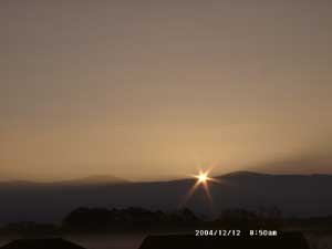 Sunrise over Ysgolion Duon (Carnedd Dafydd) on 12 Dec 2004. 