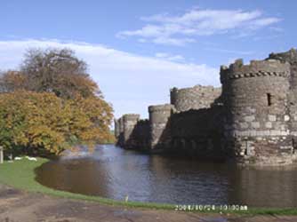  Water level in the moat at Beaumaris Castle had fallen by the morning of the 24th October 2004 but was still above normal level. Residents complained that sluice gates should have been opened. Click to see larger image. 