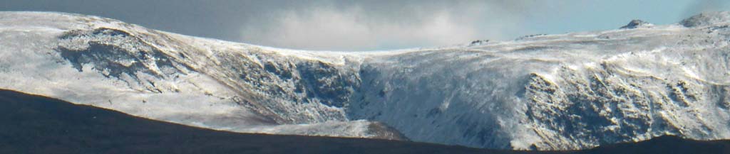 Sprinkling of snow on the Carneddau Mountains, Wales.